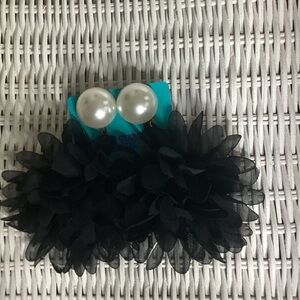 Black Floral Earrings with Pearls